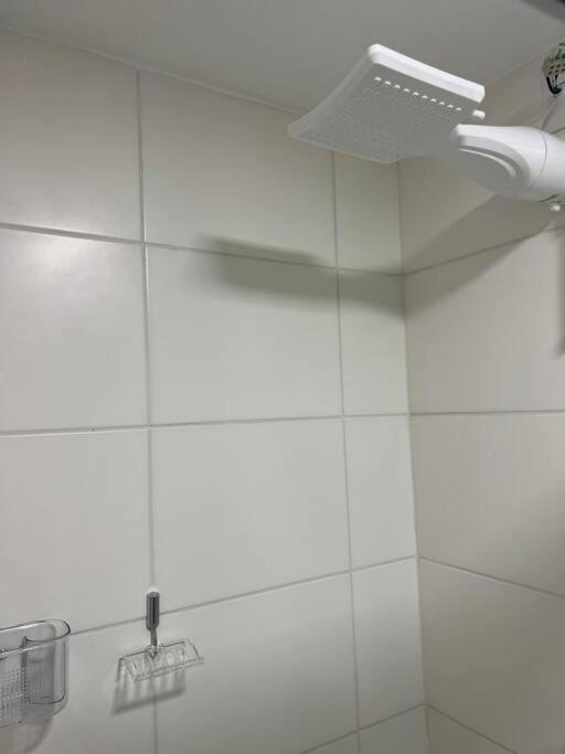 Novo Zafira Metro Bras C/ Piscina *